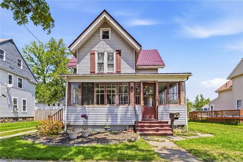 1633 W 5th St, Ashtabula, OH, 44004-2833 | Card Image