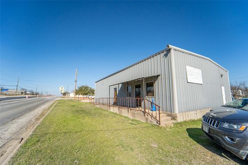 1108 N Breckenridge Ave, Breckenridge, TX, 76424-2220 | Card Image