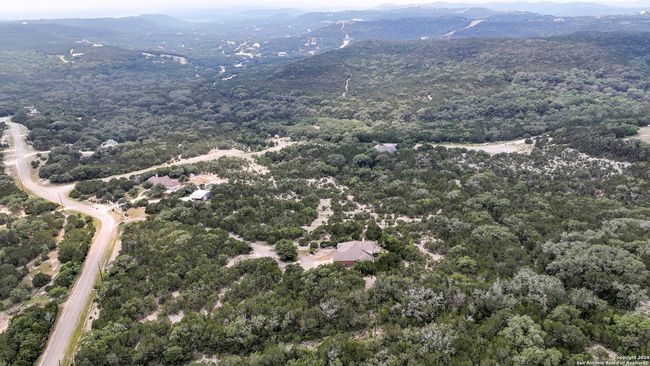 846 County Road 2763, House other with 3 bedrooms, 2 bathrooms and null parking in Mico TX | Image 58