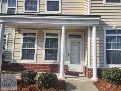 126 Governors Blvd, Hinesville, GA, 31313-9578 | Card Image