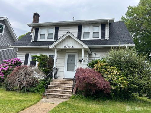 190 Green St, Woodbridge, NJ, 07095-2134 | Card Image