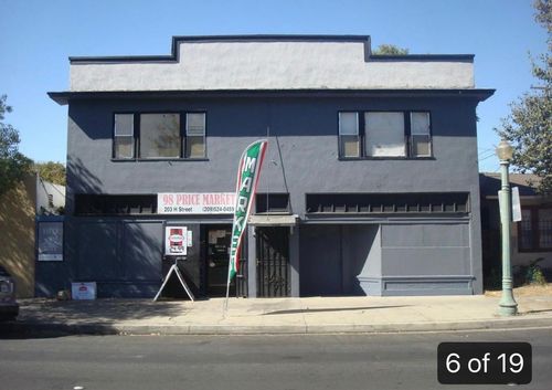 207 H Street, Modesto, CA, 95351 | Card Image