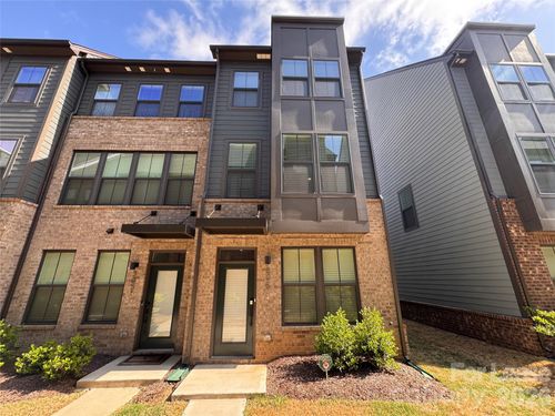3047 Terroir Ln, Charlotte, NC, 28217-3714 | Card Image