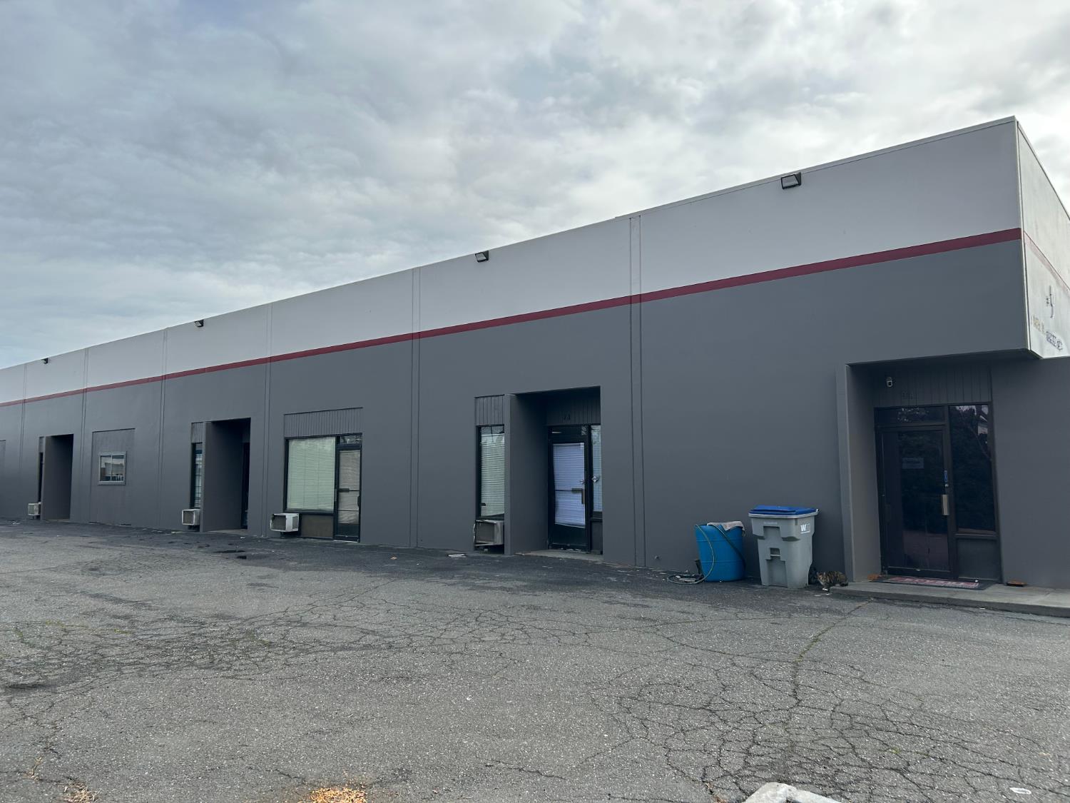 Commercial Lease in Woodland 2