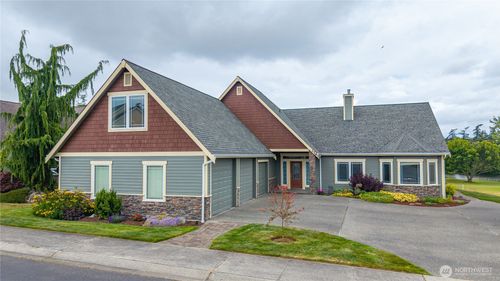 1767 Sw Waterside Ct, Oak Harbor, WA, 98277-7152 | Card Image