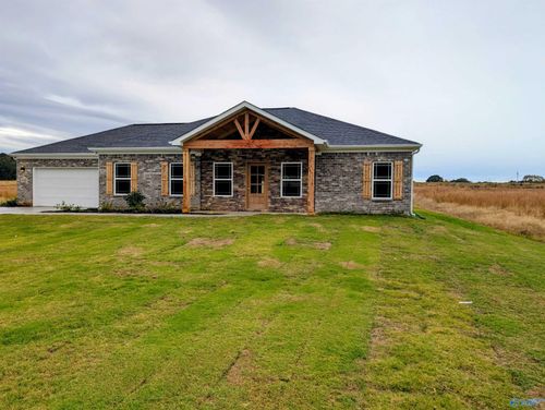 102 Treva Ln, Hazel Green, AL, 35750-9476 | Card Image