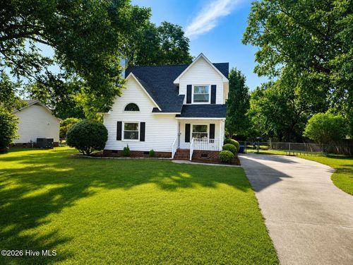 2117 Canyon Dr, Winterville, NC, 28590-8558 | Card Image