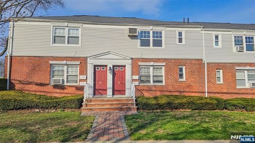 64 Hastings, Rutherford, NJ, 07070 | Card Image