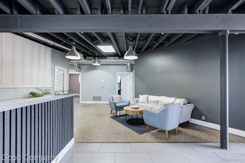 ste-202-628 E Parent Ave, Royal Oak, MI, 48067-3767 | Card Image