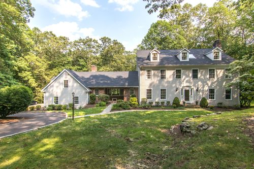39 Wampum Hill Rd, Weston, CT, 06883-1228 | Card Image