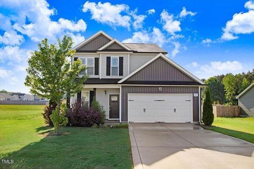 47 Peduncle St, Selma, NC, 27576-6673 | Card Image