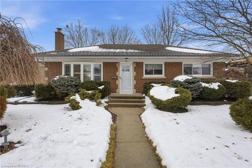 37 Hillier Cres, Brantford, ON, N3R1X3 | Card Image