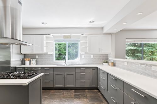 27740 Sayers Cres, Maple Ridge, BC, V2W1N4 | Card Image