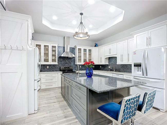 7684 County Rd 78, House other with 5 bedrooms, 6 bathrooms and 5 parking in FORT DENAUD FL | Image 6