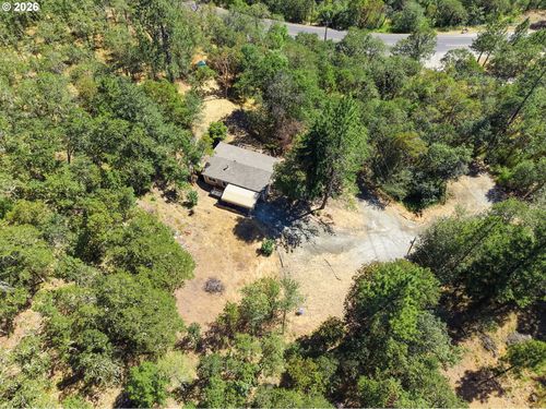 2263 Canyonville Riddle Rd, Riddle, OR, 97469-9781 | Card Image