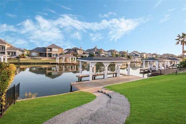 2922 N Island Dr, House other with 5 bedrooms, 4 bathrooms and 3 parking in Seabrook TX | Image 47