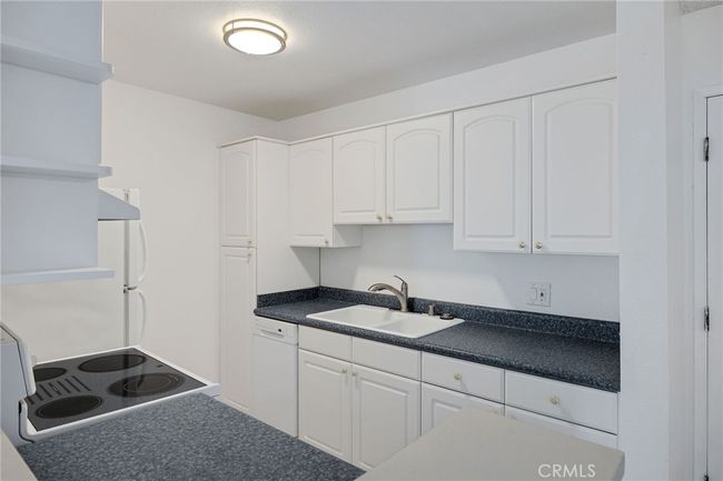 306 - 3602 W Estates Ln, Condo with 2 bedrooms, 2 bathrooms and 2 parking in Rolling Hills Estates CA | Image 18