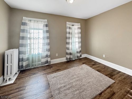 b-62 Summit Ave, Phillipsburg, NJ, 08865-2453 | Card Image