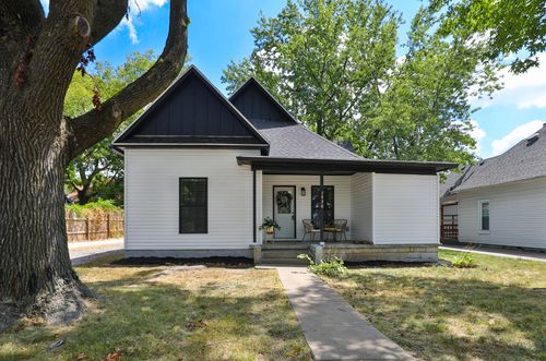 1530 N Robberson Ave, Springfield, MO, 65803-2841 | Card Image