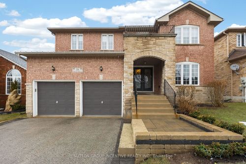 26 Prince Of Wales Drive, Barrie, ON, L4N0T5 | Card Image