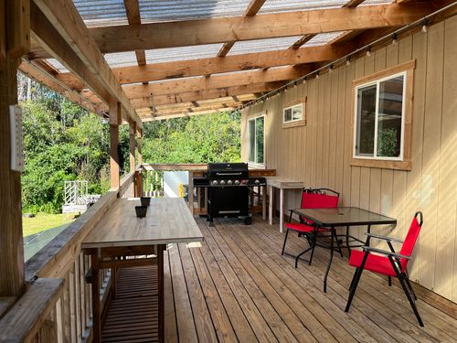 11-2094 Makoa Rd, VOLCANO, HI, 96785 | Card Image