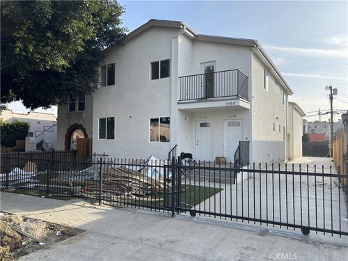 1046 W 84th Pl, LOS ANGELES, CA, 90003 | Card Image