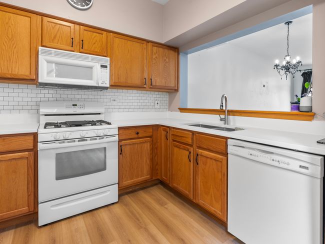 1874 Wisteria Dr, Townhouse with 2 bedrooms, 2 bathrooms and 1 parking in Aurora IL | Image 11