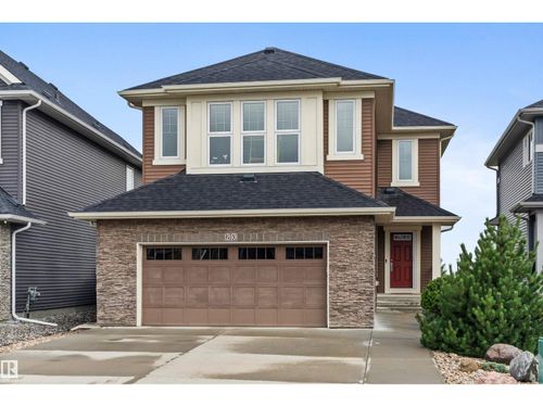 20 Aldridge Cres, Sherwood Park, AB, T8H0Y2 | Card Image