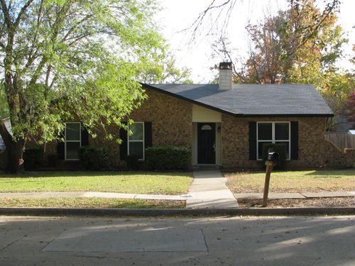 2608 Chancellor Dr, Plano, TX, 75074-2911 | Card Image