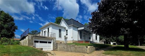 112 N 4th St, Tarkio, MO, 64491-1531 | Card Image
