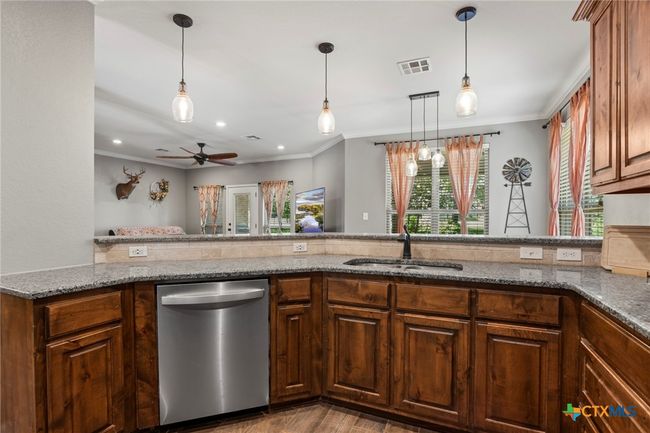 Notice all the Views from the Countertop! | Image 9