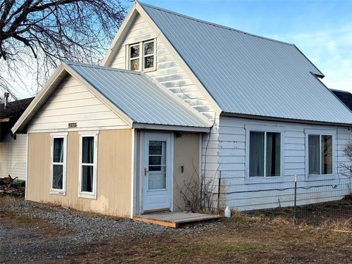 207 Harris St, Big Timber, MT, 59011-7847 | Card Image