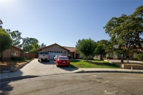 12432 Bree Ct, Yucaipa, CA, 92399-4426 | Card Image