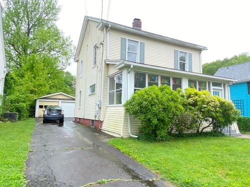 64 Ford St, Hamden, CT, 06517-2510 | Card Image