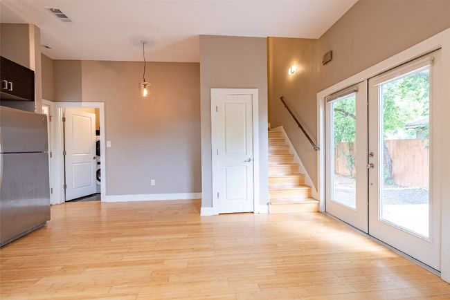 B - 1906 New York Ave, House other with 2 bedrooms, 2 bathrooms and 1 parking in Austin TX | Image 5