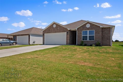20792 Meadow St, Kellyville, OK, 74039-1508 | Card Image