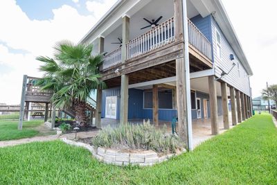 31 Belaire Drive, House other with 3 bedrooms, 2 bathrooms and null parking in Rockport TX | Image 3