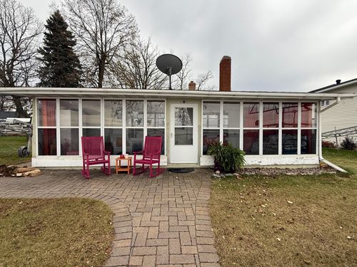 1590 W Lake Dr, Detroit Lakes, MN, 56501-4618 | Card Image
