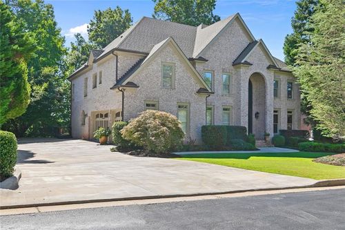 8430 Merion Dr, Duluth, GA, 30097-6654 | Card Image