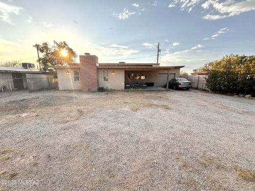 2416 S Forgeus Stravenue, Tucson, AZ, 85713 | Card Image