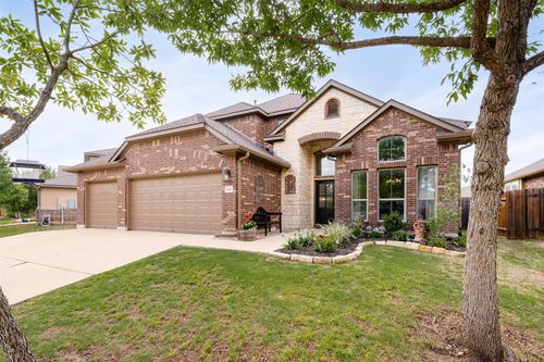 611 Irvin Dr, San Marcos, TX, 78666-5275 | Card Image