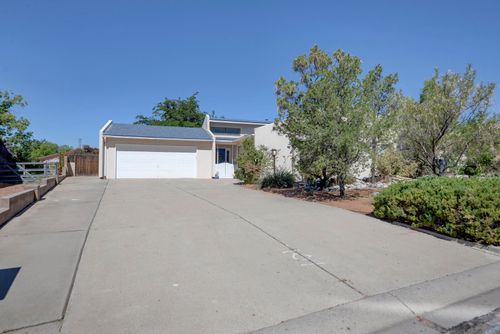 2775 Pinewood Dr Se, Rio Rancho, NM, 87124-3919 | Card Image
