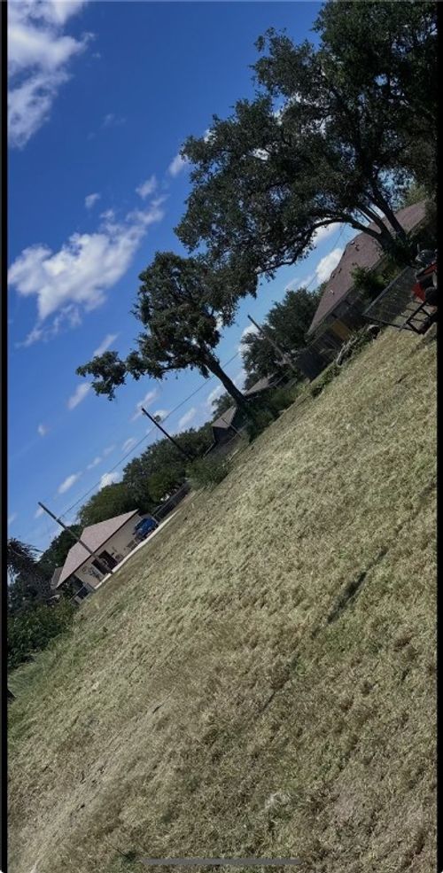 100 Broadway Street, Alice, TX, 78332 | Card Image
