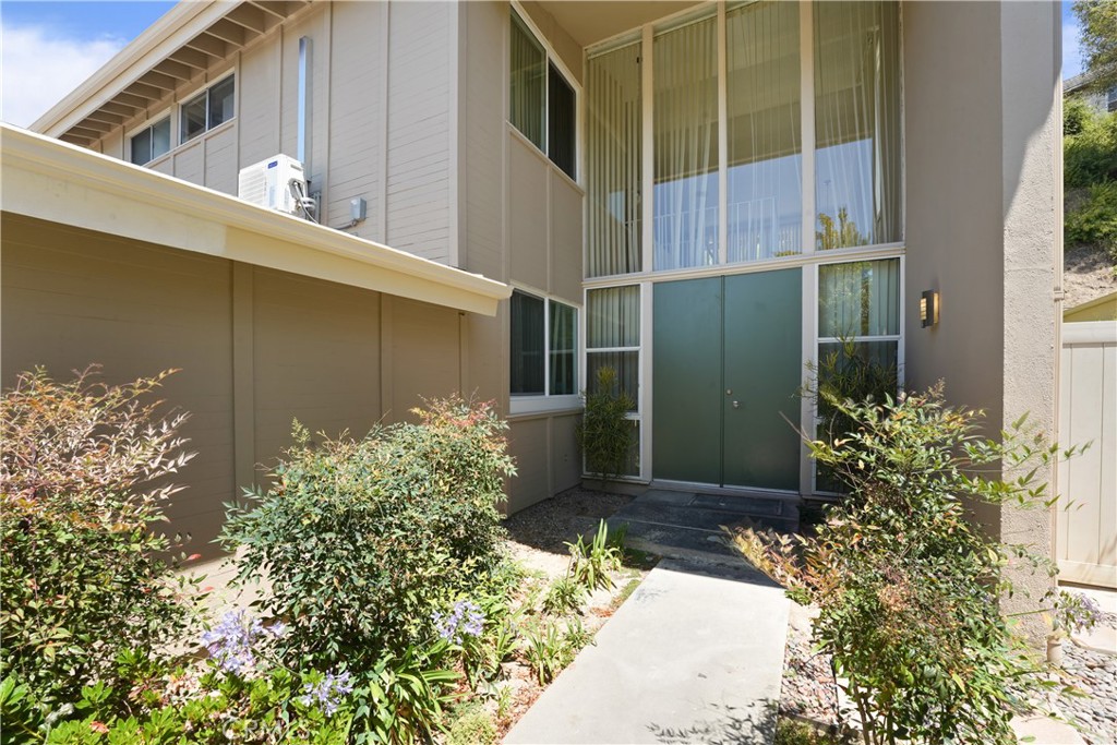 Residential Lease in Long Beach