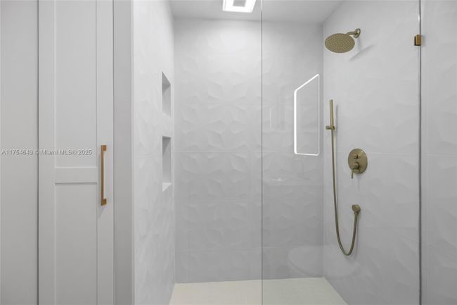 211 Sw 14 Th St, House other with 3 bedrooms, 2 bathrooms and null parking in Pompano Beach FL | Image 19