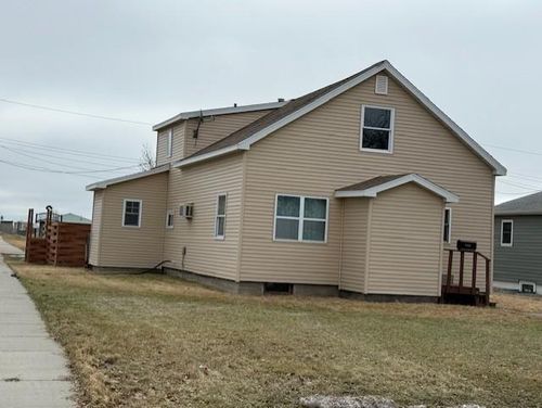 302 10th St S, Breckenridge, MN, 56520-2109 | Card Image