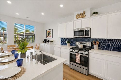 129 Laguna Commons Ln, Henderson, NV, 89015-7745 | Card Image