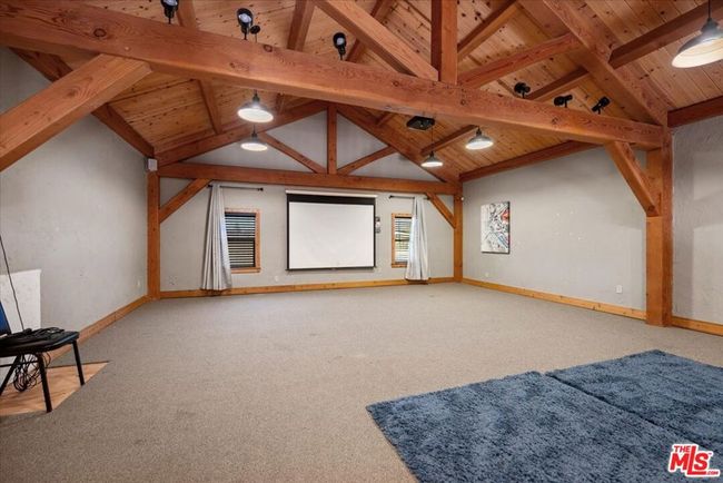 Barn Loft | Image 49
