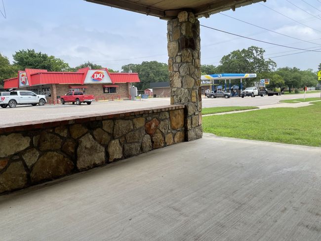 400 S Broad St, House other with 2 bedrooms, 1 bathrooms and null parking in Saint Jo TX | Image 11