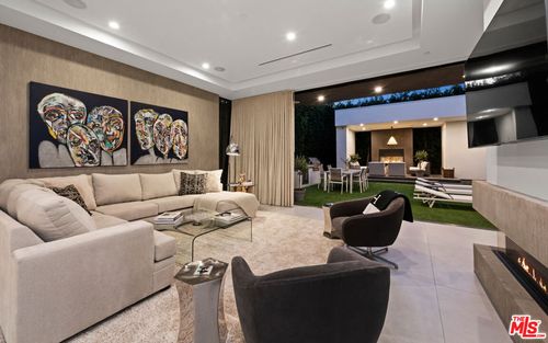 523 N Harper Ave, LOS ANGELES, CA, 90048-3580 | Card Image